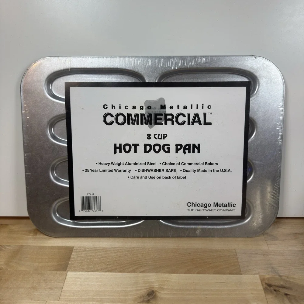 HOT DOG PAN Commercial 8 Cup Aluminized Steel Chicago Metallic Bakeware NEW
